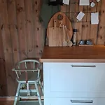 Trivelig Med Innlagt Strom Og Vann Perfekt For Familietur Bilveg Helt Frem *