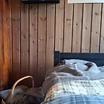 Trivelig Med Innlagt Strom Og Vann Perfekt For Familietur Bilveg Helt Frem Rotvolden
