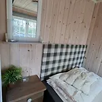 Trivelig Med Innlagt Strom Og Vann Perfekt For Familietur Bilveg Helt Frem