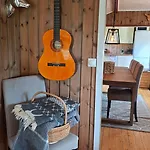 Trivelig Med Innlagt Strom Og Vann Perfekt For Familietur Bilveg Helt Frem Ferienhaus *