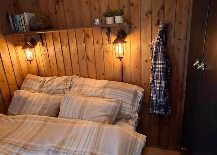 Trivelig Med Innlagt Strom Og Vann Perfekt For Familietur Bilveg Helt Frem