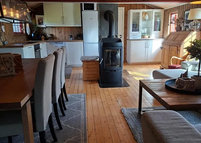 Dom wakacyjny Trivelig Med Innlagt Strom Og Vann Perfekt For Familietur Bilveg Helt Frem